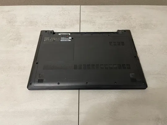 Комплектуючі, ноутбук на деталі Lenovo G50-30 - матриця, корпус, палмрест, кришка матриці та ін.  Ноутбук не робочий Недорого