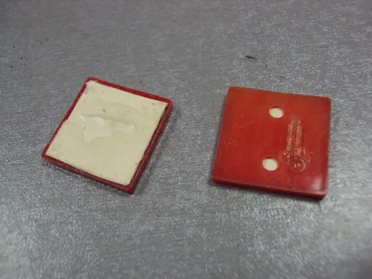 знак личность девушка переливашка лот 2 шт №4327 Продаж