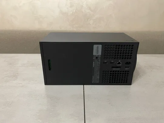 Ігрова консоль Microsoft Xbox Series X, 4K, 1TB, 16GB, AMD Zen 2 - Не видає зображення. НЕ РОБОЧА Продаж