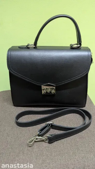 Чорна жіноча сумка Продаж