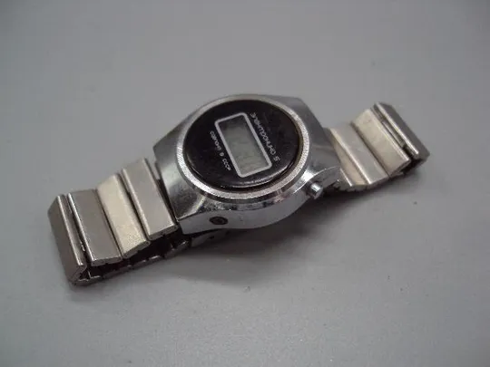 Женские наручные часы Электроника 5 ссср с браслетом не на ходу длина 3 см, ширина 2,7 см №14635 Ціна