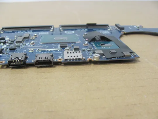 номер0178-25 материнська плата Mainboard Материнка Основна плата Системна плата Плата системи Laptop motherboard мамка ноутбучна плата SR32N i7-7820HQ CDP70 LA-E141P для Dell Latitude E5480 оригінал Де купити