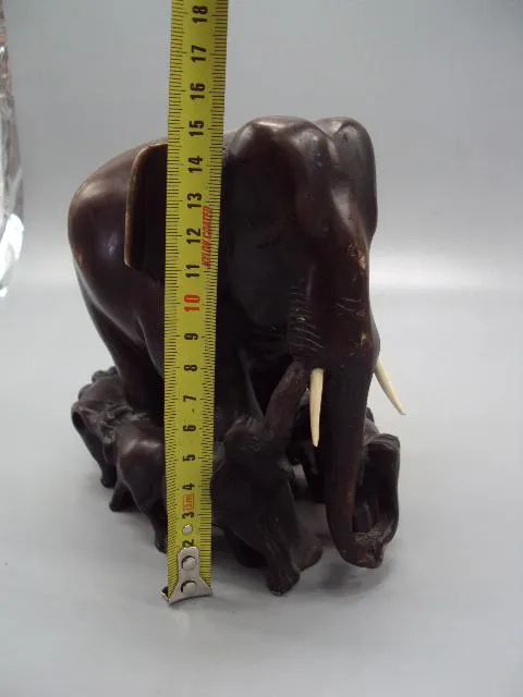Купити Фигура пластик слон слоны слониха и слонята высота 15,2 см тяжелые 1,7 кг №10544