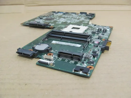 номер0307-13  материнська плата Mainboard Материнка Основна плата Системна плата Плата системи Laptop motherboard мамка  ноутбучна плата DA0BD5MB8D0  для Toshiba Satellite L70 L70-A C70 C70-A оригінал Де купити