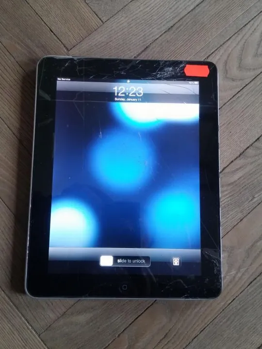 Планшет #14 алюминиевый Apple iPad 1 Wi-Fi - Model A1219 16Gb яркий IPS дисплей Ціна