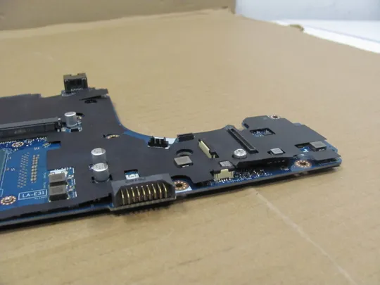 780-27 материнська плата SR32N  i7-7820HQ CAP00 LA-E311P для Dell Precision 7510 7520 P53F  оригінал Торговий майданчик