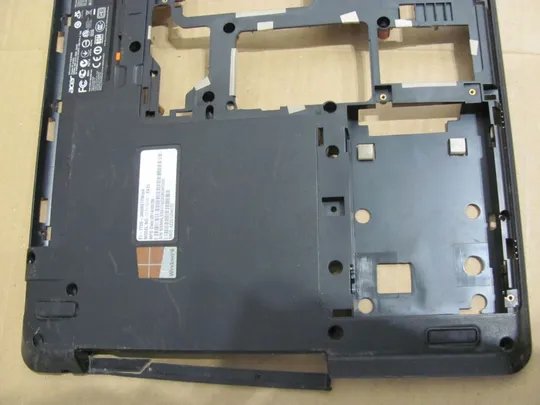 562-1 Кришка дно піддон корпуса 13N0-A8A0C02 для Acer Aspire E1-772G E1-772 E1-732G E1-732 оригінал Де купити
