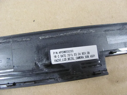 647-9 рамка матриці 04VCNC AP0VM000200 для Dell Latitude E7240  оригінал Де купити