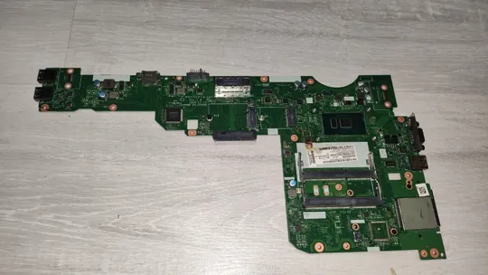 материнська плата робоча Lenovo L560 aill1/l2 la-c421p rev:1.0 i3-6100U Ціна