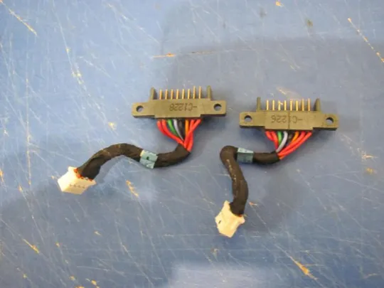 Купити номер0327-28 Роз&#039;єм підключення акумулятора 50.4VM04.021 для ACER V5-571 оригінал