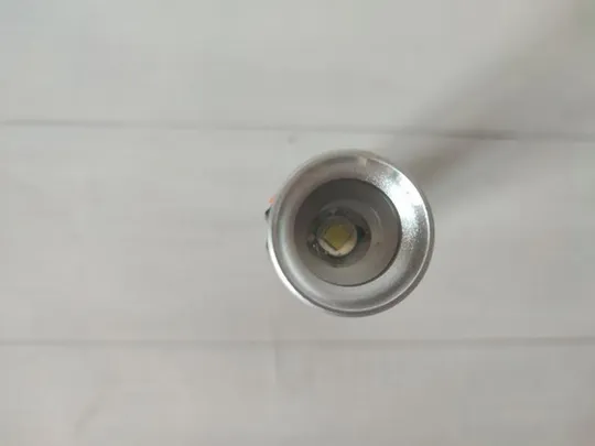 Фонарик bl-616-t6 заряжается от microusb Продаж