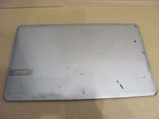 562-3 кришка матриці 13N0-CZA0A01 для Acer Aspire E1-772G E1-772 оригінал Ціна