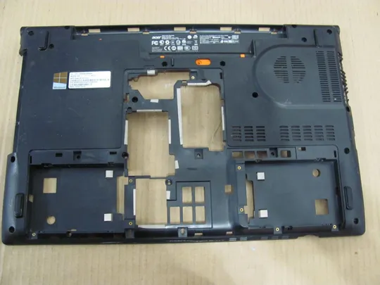 номер0135-4 Кришка, дно, піддон корпуса 13N0-7NA0401 для ACER V3-731 V3-731G V3-771 V3-771G V3-772G оригінал Ціна