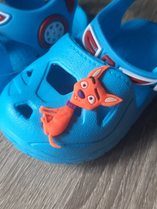 Босоніжки дитячі Де купити