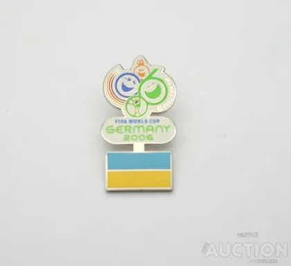 фото, официальный значок Футбол чемпионат Мира 2006 Германия- участник сборная Украины