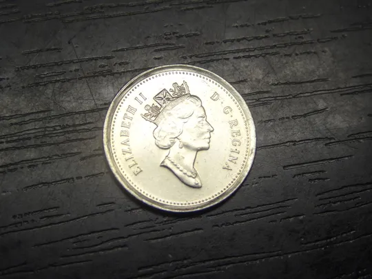 Купити 10 центів Канада 1997 нечаста