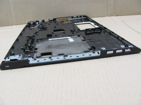 413-1  Кришка панель палмрест 60.4MR01.004 для  SONY VAIO  SVE17 SVE171   оригінал На торгах