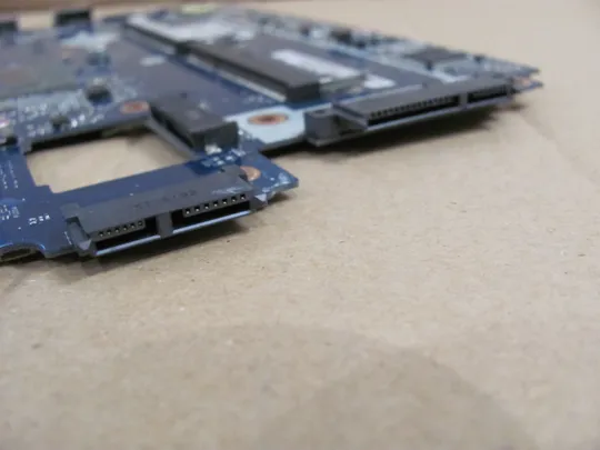 590-11 материнська плата V5WE2 LA-9532P  SR170 i5-4200U для Acer Aspire E1  E1-572G E1-572 V5-561G оригінал Характеристики