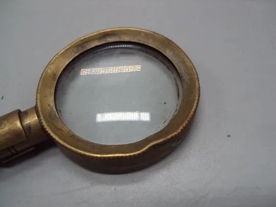 Купити Линза лупа увеличительное стекло латунь, остатки посеребрения длина 10,8 см, диаметр 4,4 см №3329