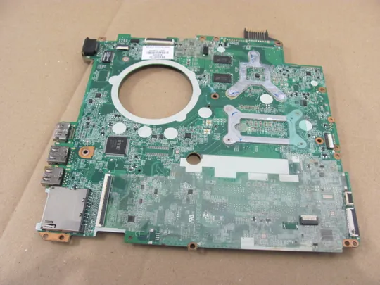 Купити 409-14  материнська плата i7-4510U SR1EB DAY11AMB6E0 766472-501 для  HP Pavilion 15-P    оригінал