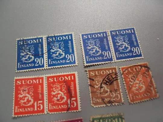 Купити марки сцепки Финляндия 1945 стандарт герб лев геральдика лот (марок 11 шт) гаш №2103