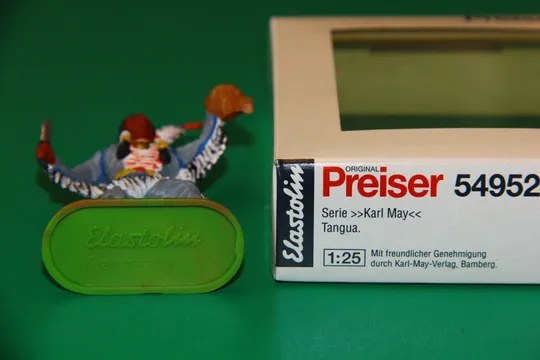ІНДІАНЕЦЬ ТАНГУА № 7523 (54952) индеец PREISER - ELASTOLIN 70мм ФРГ в упаковці Продаж