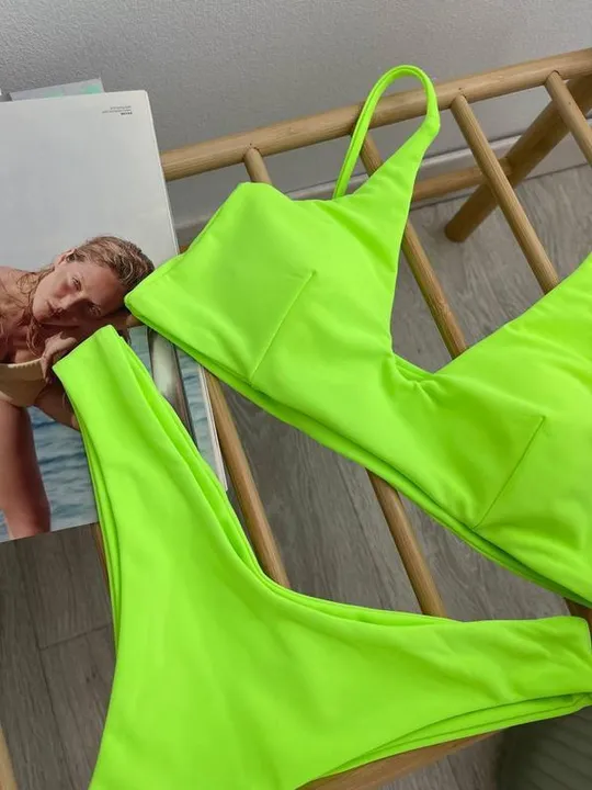 Купальник топ (знімні чашки) і високі плавки бразиліани біфлекс Christel 06 неон зелений розмір L З аукціону