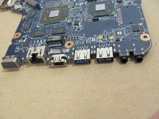 504-3 материнська плата H000046340 69N0ZXM41A11P для Toshiba Satellite C870 L870 L875 оригінал Де купити