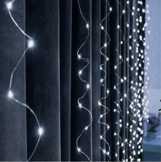 Гирлянда штора Роса + пульт, 3x2м, 400 LED, от USB и сети 220В, 20 нитей, 8 режимов З аукціону