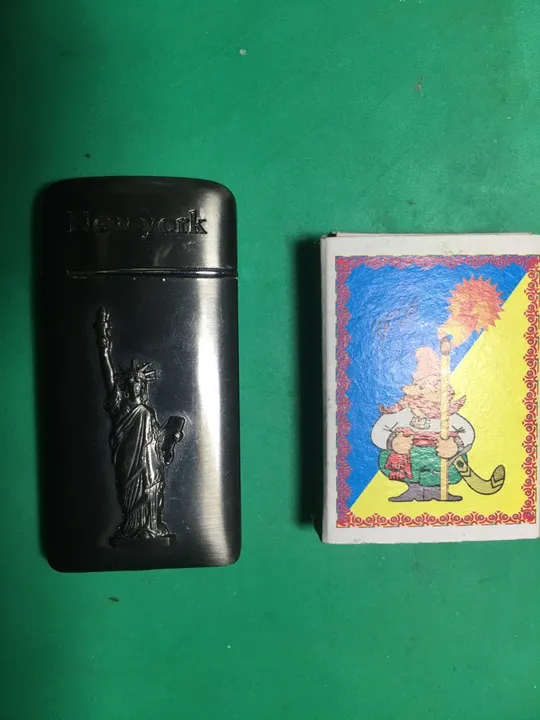 Газова запальничка, нова, працююча, з відкидним верхом, &quot;Статуя Свободы&quot;, куплена у Нью-Йорк Ціна