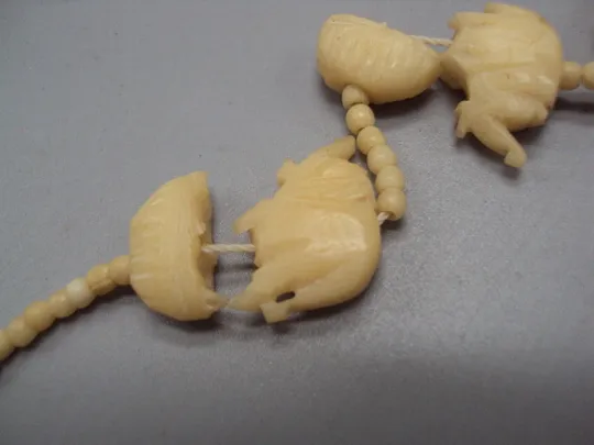 Бижутерия бусы в один ряд ожерелье камень слоны длина 40,4 см под реставрацию №15863 Характеристики