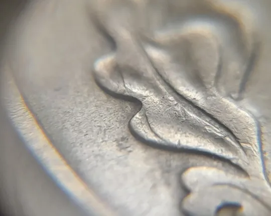 (6023) 25 копійок 1994 1БВм різновид розколів на лівому нижньому листі на аверсі (25 копеек 1994 1БВм брак) З аукціону