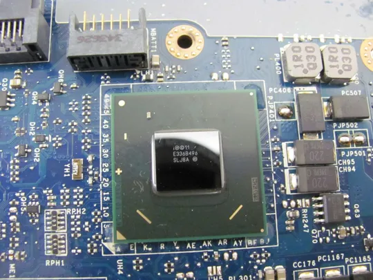 99-5 материнська плата QALA1 LA-7762P для Dell Latitude E6530 оригінал Де купити