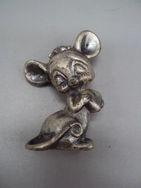 Фигура миниатюра статуэтка Европа мышка металл мышонок с сердечком высота 5,6 см №50 Характеристики