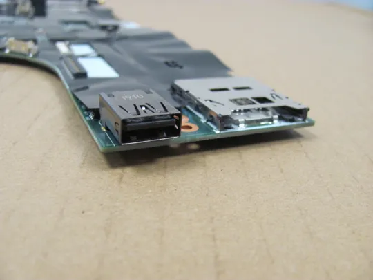 850-14 материнська плата  EP520 NM-B562 01YU211   i7-8750HQ   для Lenovo Thinkpad  P52 оригінал Торговий майданчик