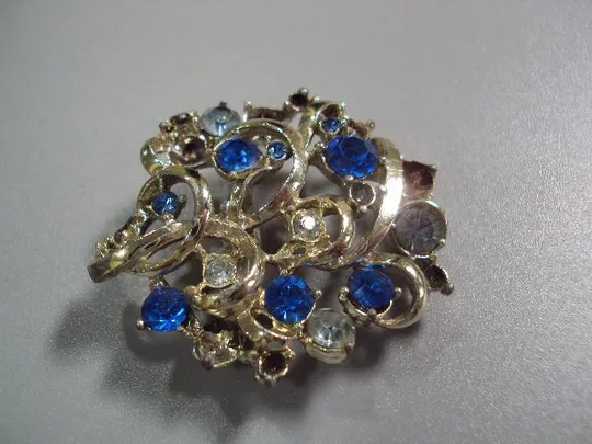 Купити Бижутерия брошка брошь ажурная 4 см (нет несколько камушков) №10856