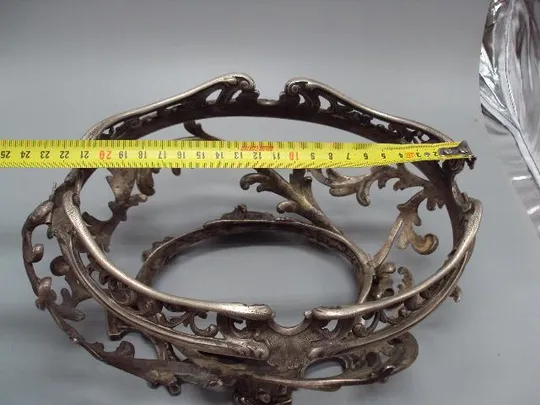 Фруктовница серебро 800 проба вес 1,490 кг размер 15,4х14х15,2х22 см внутр. 21х26 см №13483 З аукціону