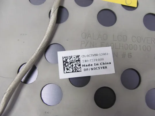 706-2 кришка матриці 0C5Y8R AM0LH000202 з петлями і шлейфом  для Dell Latitude E6530 оригінал Недорого