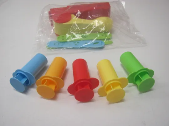 Набір аксесуарів для ліплення DGT-ART Фігурні давилки (19) Ціна