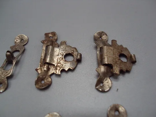 Детали запчасти фрагменты защелки петли для шкатулки лот 8 шт №18579 Інтернет-аукціон