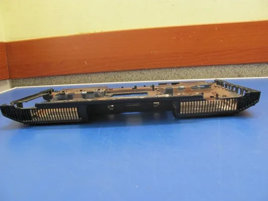 номер0100-1 Кришка (дно, корито, піддон) корпуса BA75-04311A для SAMSUNG NP700G7C оригінал Характеристики