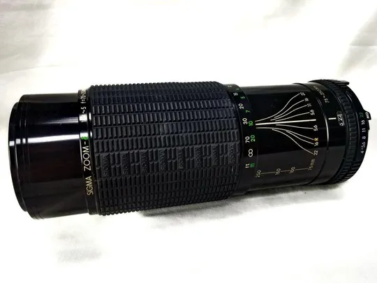 телеобъектив Minolta MD Sigma Zoom 75-250mm/4.0-5.0 Ф55mm З аукціону