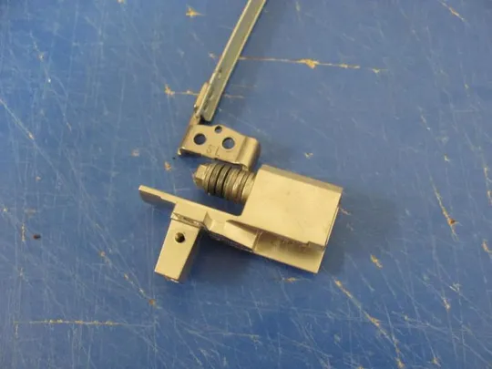 №210-10 кріплення з петлями 33.4CU09.001 для Lenovo Thinkpad T530 оригінал Продаж