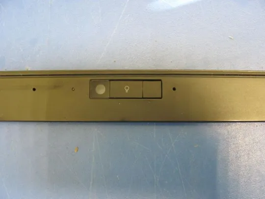 №12-3 рамка матриці 686304-001 для HP Elitebook 8570p оригінал З аукціону