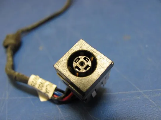 №200-17 Роз'єм живлення 020NP9 для Dell Latitude E6520 оригінал Продаж