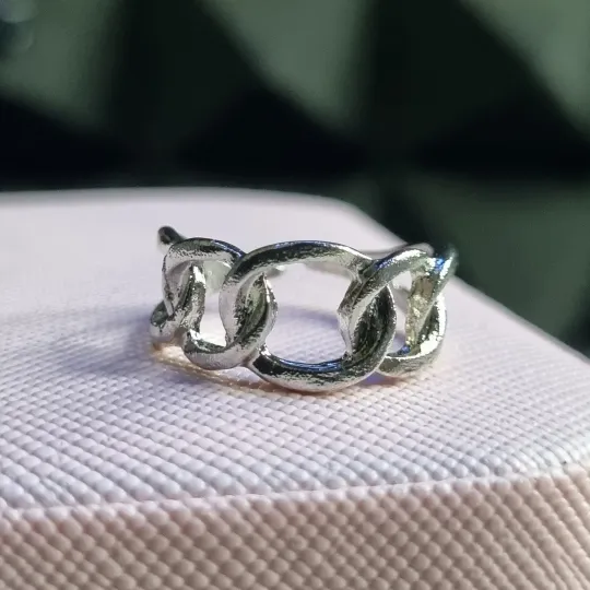 Металева каблучка з ланцюговим дизайном Ціна