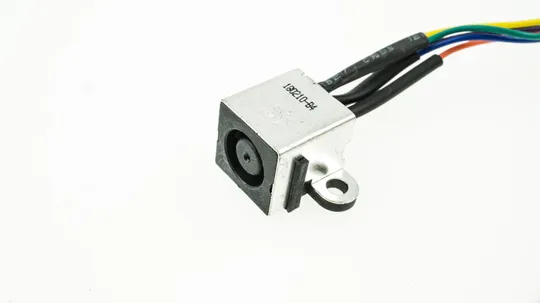 Роз'єм живлення PJ921 (Dell: N7110, 3750 series), з кабелем З аукціону