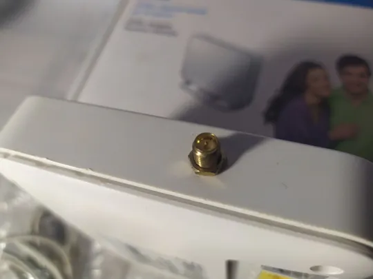 маршрутизатор,налаштовано як подовжувач інтернету по вайфаю і кабелю Huawei HG532e (З роз'ємом на зовнішню антену) З аукціону