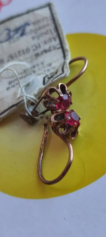 Серьги ссср серебро 925 с камнями, с ценником-сертификатом, красивые ds924 З аукціону