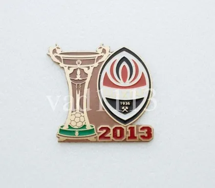 фото, Футбол значок - Чемпион Украины 2013 года Шахтер Донецк.